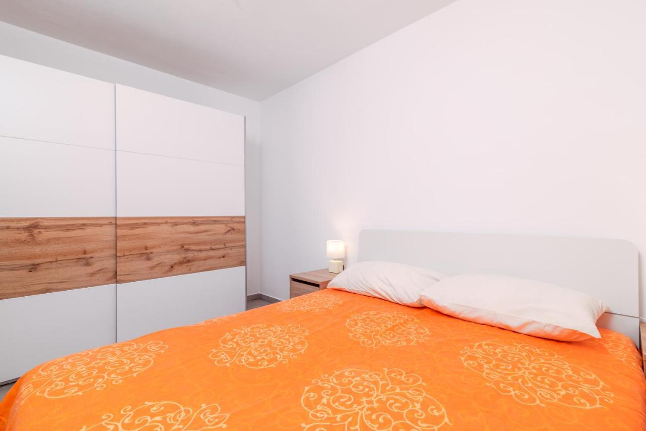 Apartments Manuela Пула Екстериор снимка