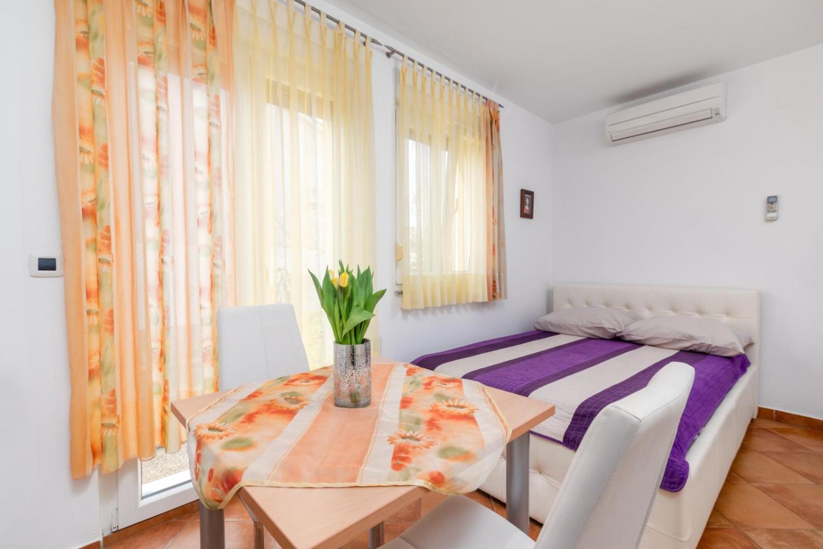 Apartments Manuela Пула Екстериор снимка