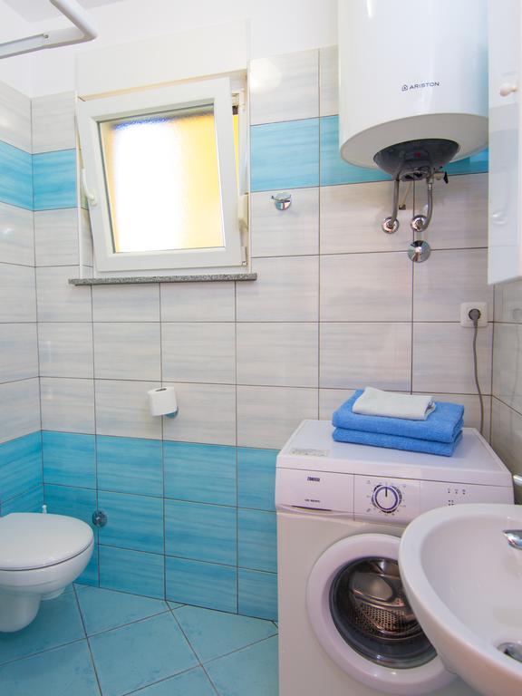 Apartments Manuela Пула Екстериор снимка